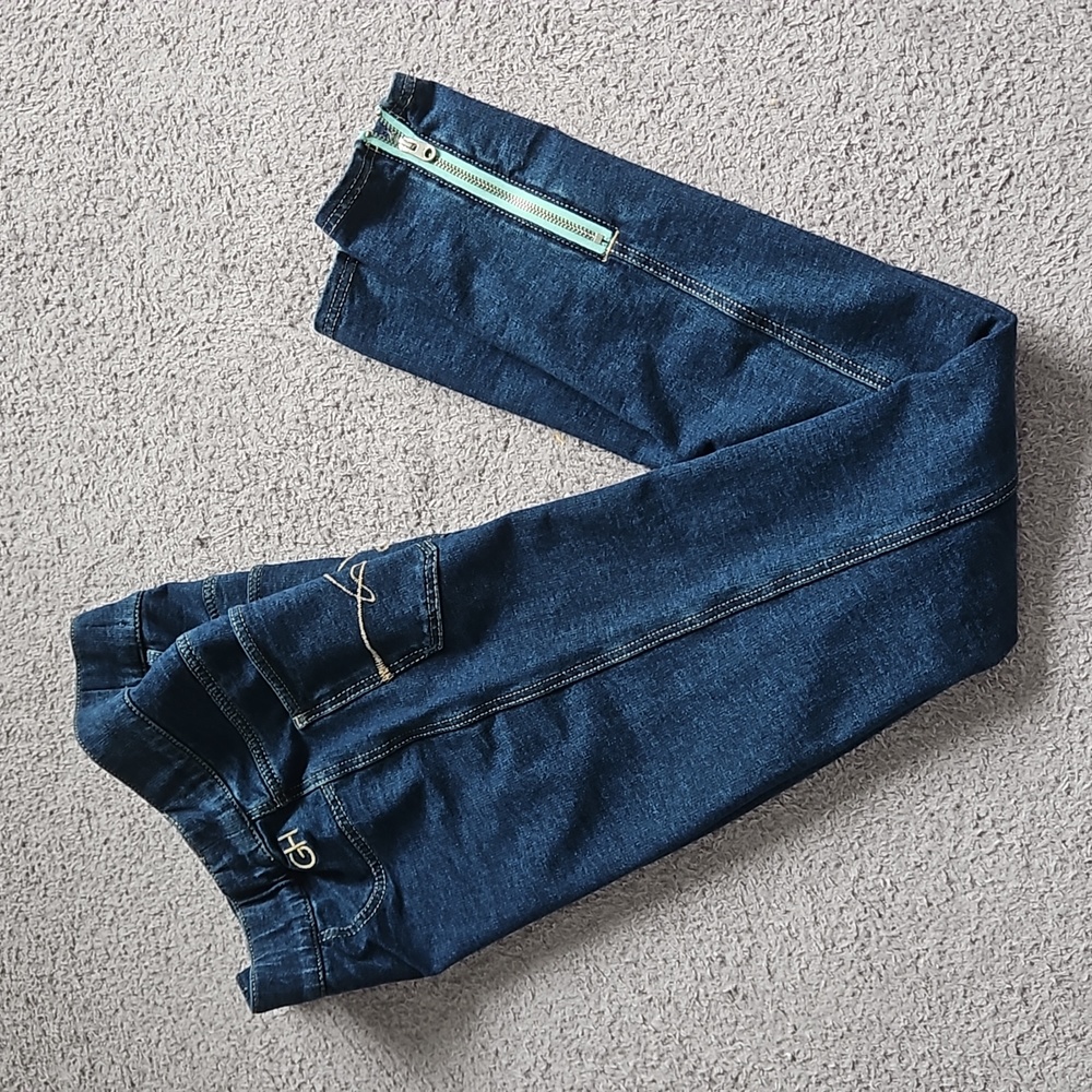 Gilly Hicks skinny pull-on women jeans